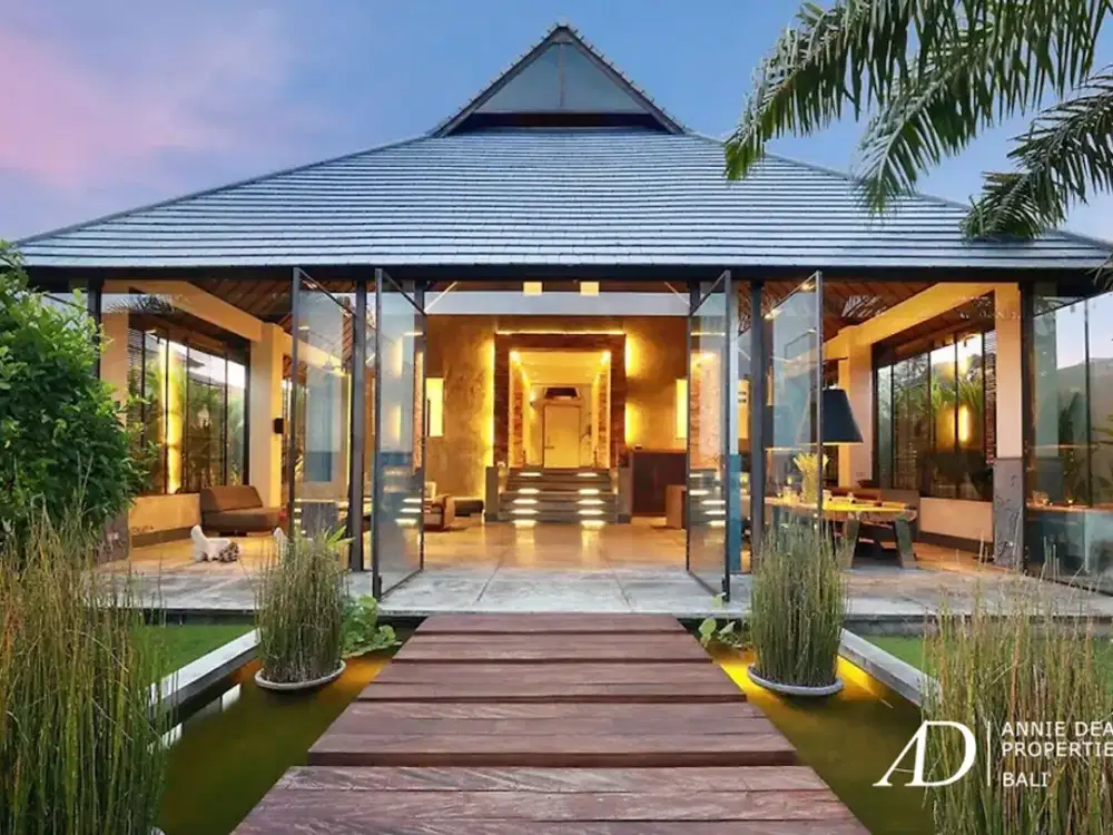 FREEHOLD | 4-BEDROOM VILLA IN PRIVATE COMPLEX - UMALAS, BALI