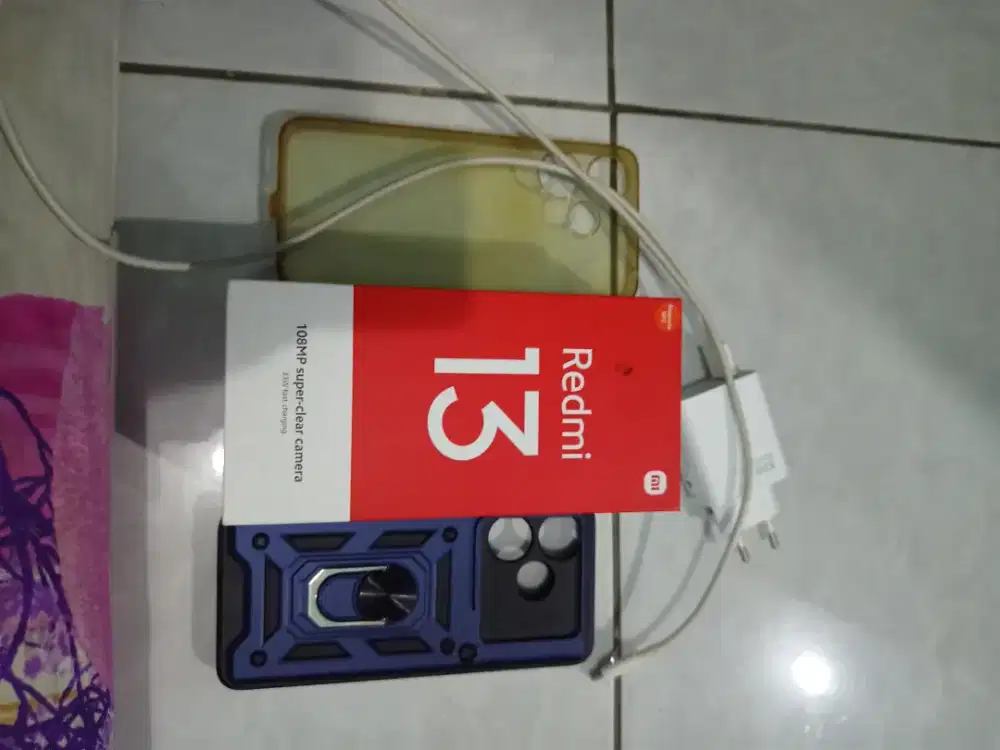 Redmi 13 33w fast charging 8+8 256