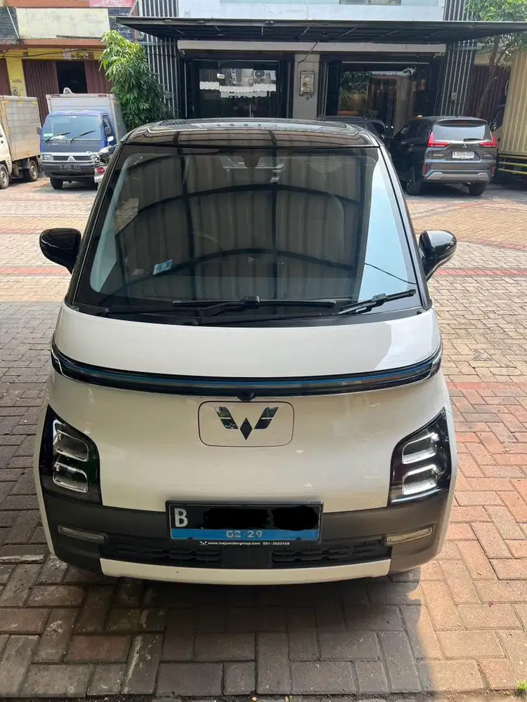 Wuling Air EV Long Range White