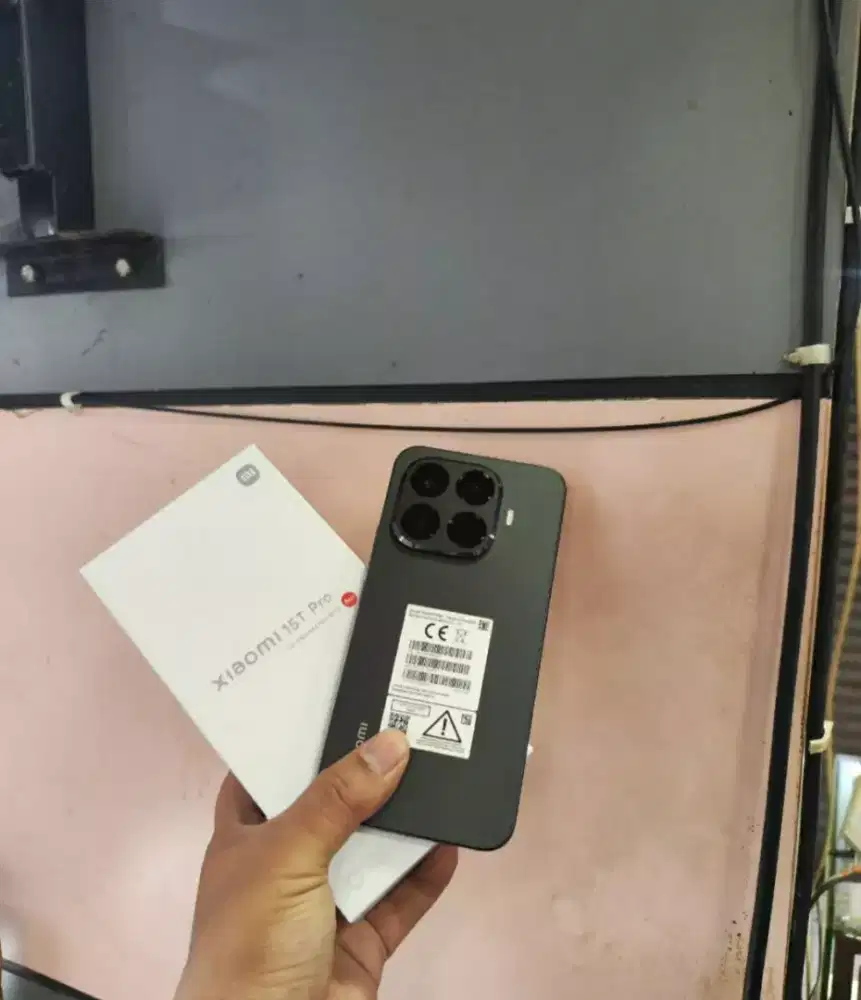Ready Xiaomi 15t Pro 12/512gb Like new, garansi on panjang