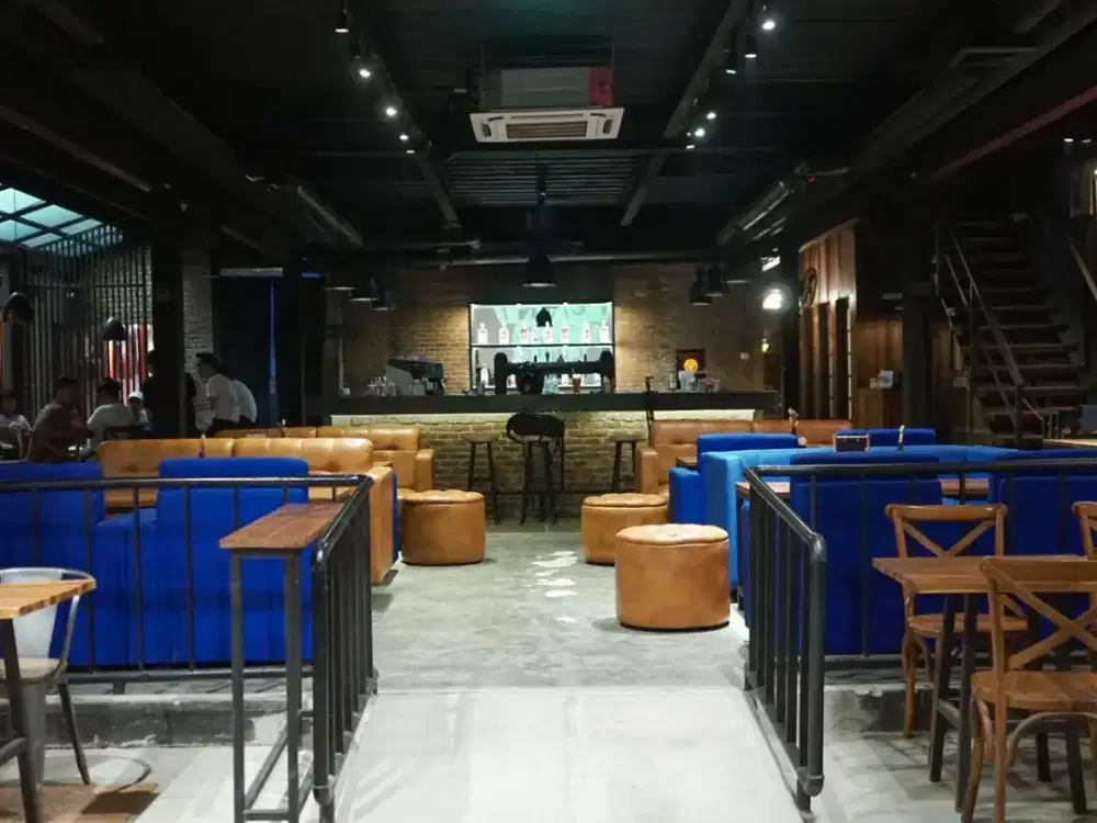 DISEWAKAN RUKO DI WAHID HASYIM MENTENG LOKASI KOMERSIL STRATEGIS