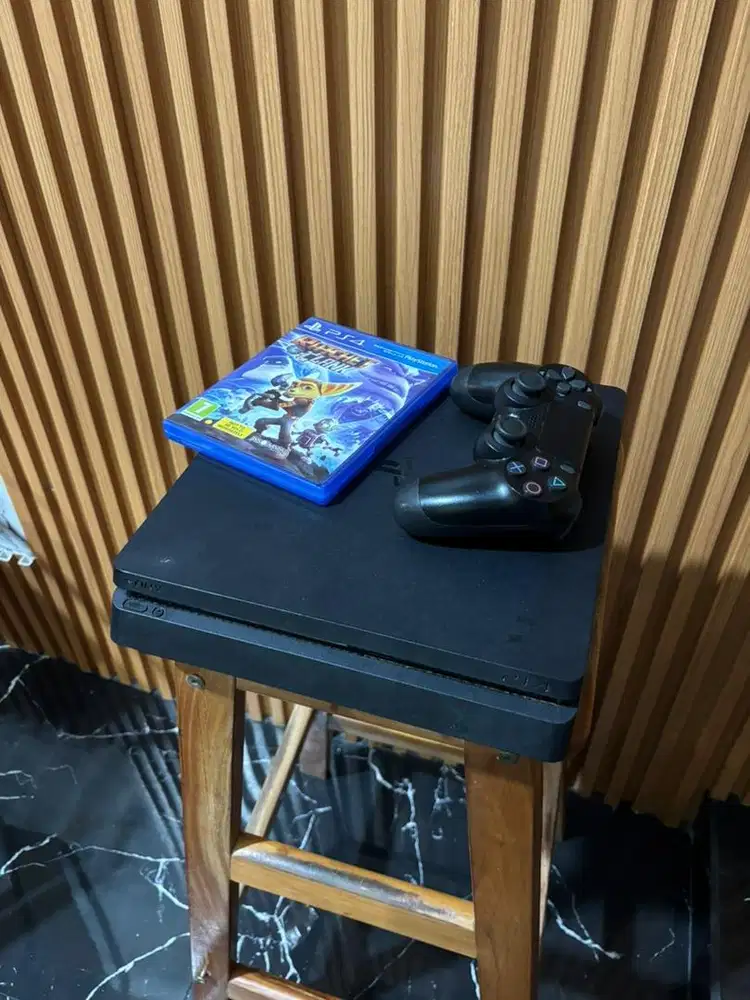 Ps4 SLIM 500GB siap pake