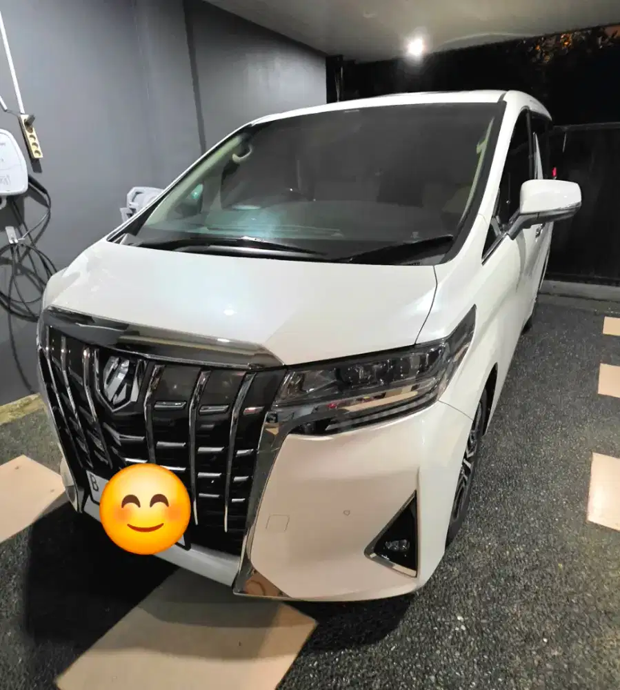 Toyota Alphard 2.5G tahun 2018 warna Putih
