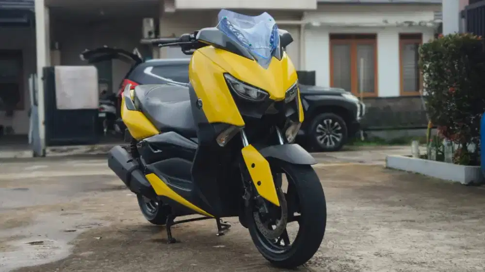 Yamaha xmax 2017 kuning nego