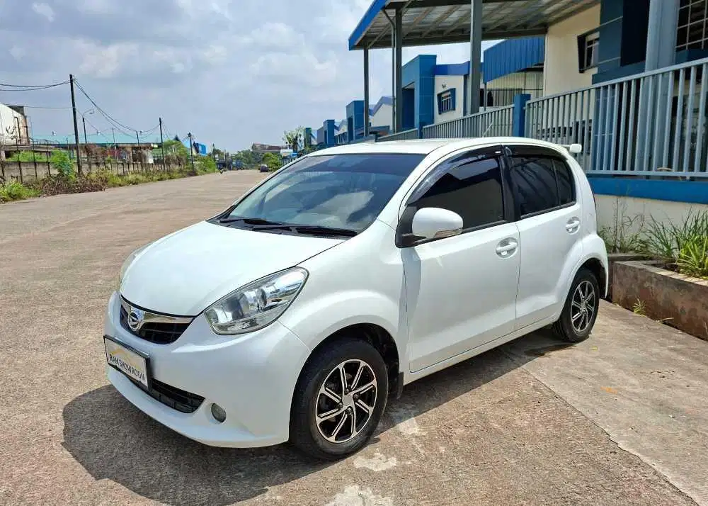 Daihatsu Sirion MT 2014