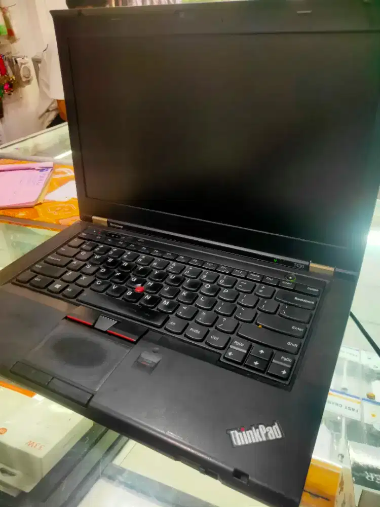 laptop Lenovo thinkpad T430 RAM 8/225 SSD