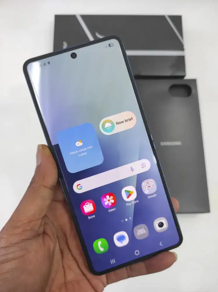 Samsung Zflip 7 blue
Garansi Resmi
Ram 12/256
Mulus 98%
Fullset