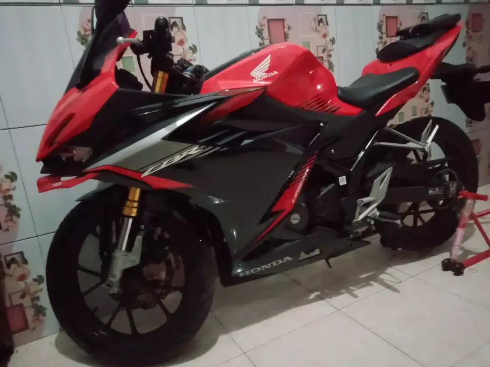 CBR 150R 2021 LENGKAP MULUS PAJAK BARU