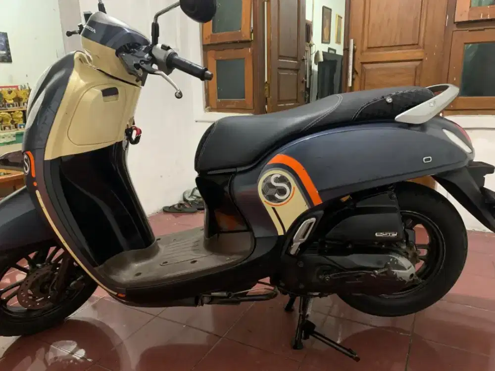 Scoopy lengkap isi nga geleser