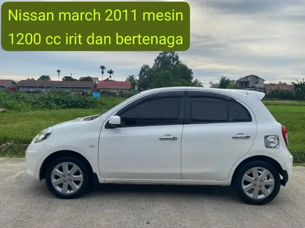 Dijual nissan march manual 2011