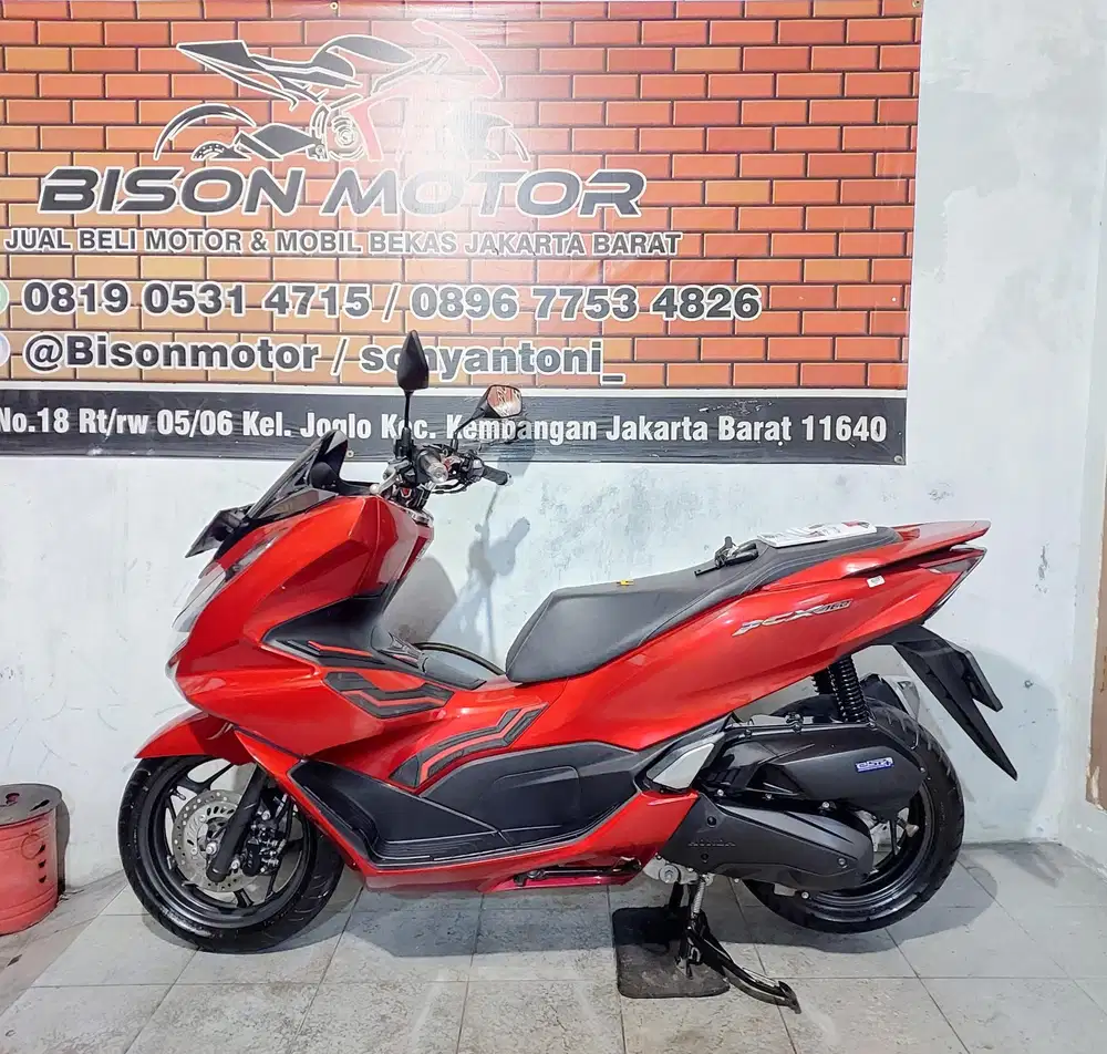 HONDA PCX 160 CBS ISS KEYLESS TAHUN 2024 MEWAH MERAH GLOSSY