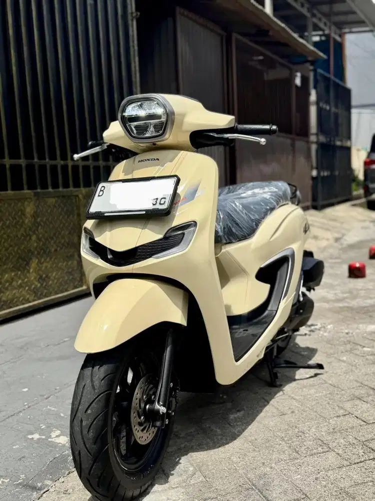 BLN 7 ❗️LIKE NEW (STYLO 160 CBS 2025 GRESS LIKE NEW DILER)