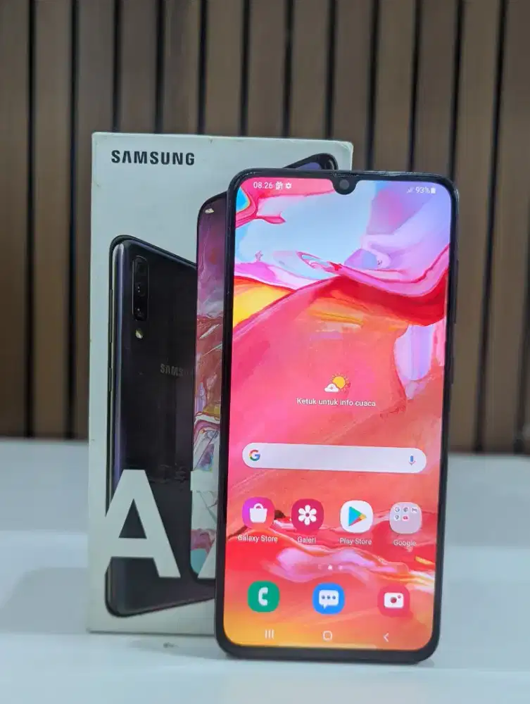 Samsung Galaxy A70 4G Black 6/128 | NFC | Unit + Dus