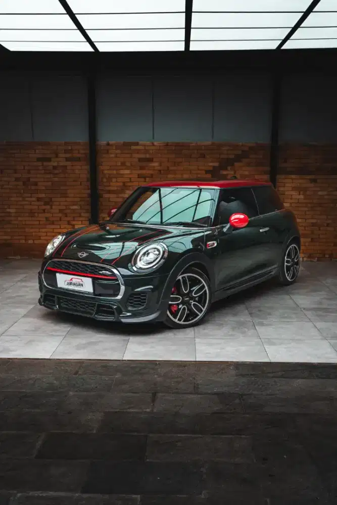 Mini cooper jcw 2018 rebell green