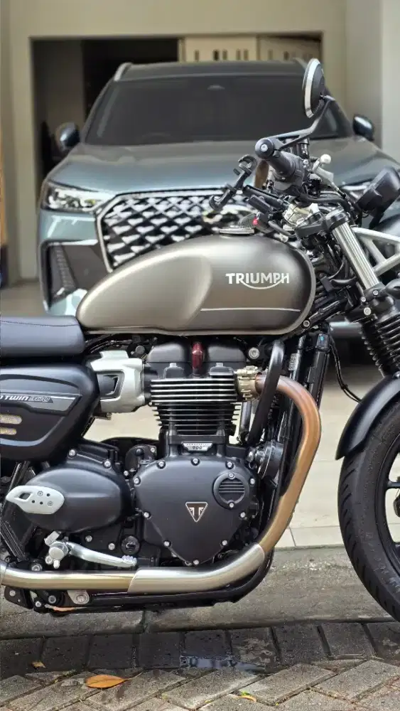 Triumph Street Twin