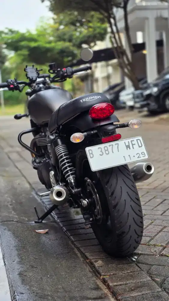 Triumph Street Twin