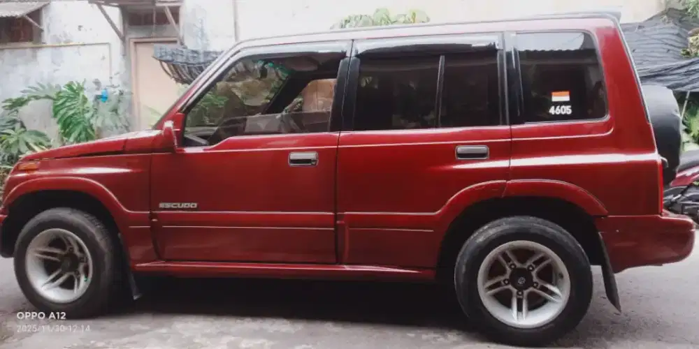 Suzuki Escudo SB416 1.6MT 1997