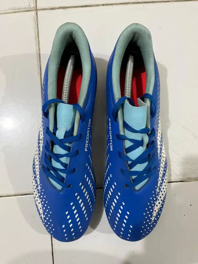 Di jual sepatu bola addidas predator accuracy.4 FxG