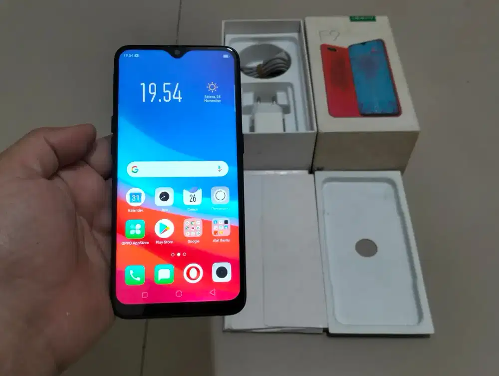 BU OPPO F9 RAM 6GB / 128GB 4G LTE Duos 6.3in Fingerprint Mulus Terawat