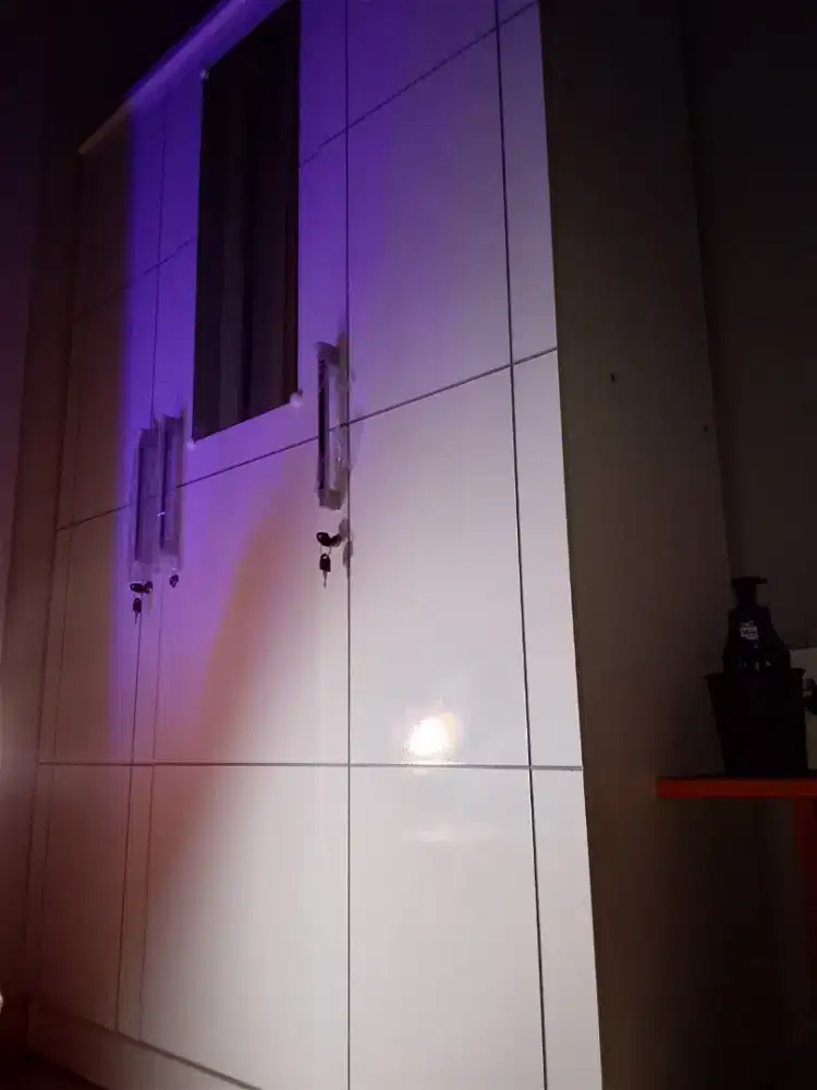 lemari baju 3 pintu excellent condition