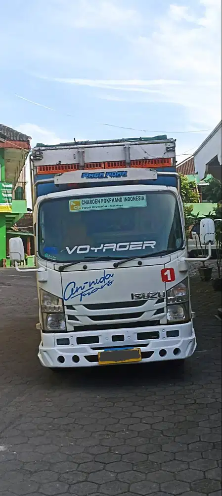 Isuzu NMR 71T SD 2019 – Kondisi Terawat