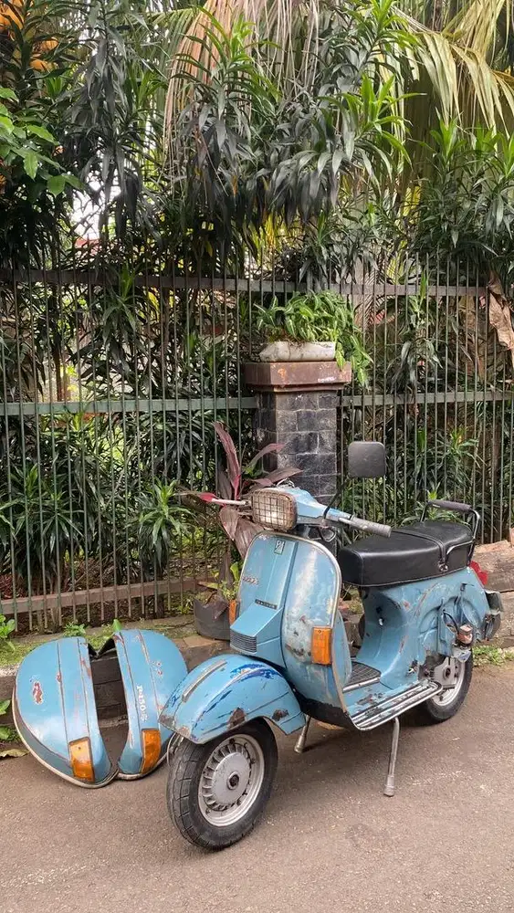 VESPA PS 150 ORIGINAL PAINT