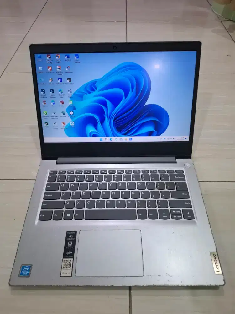 Laptop lenovo intel pentium silver N5030 Ram 8 gb