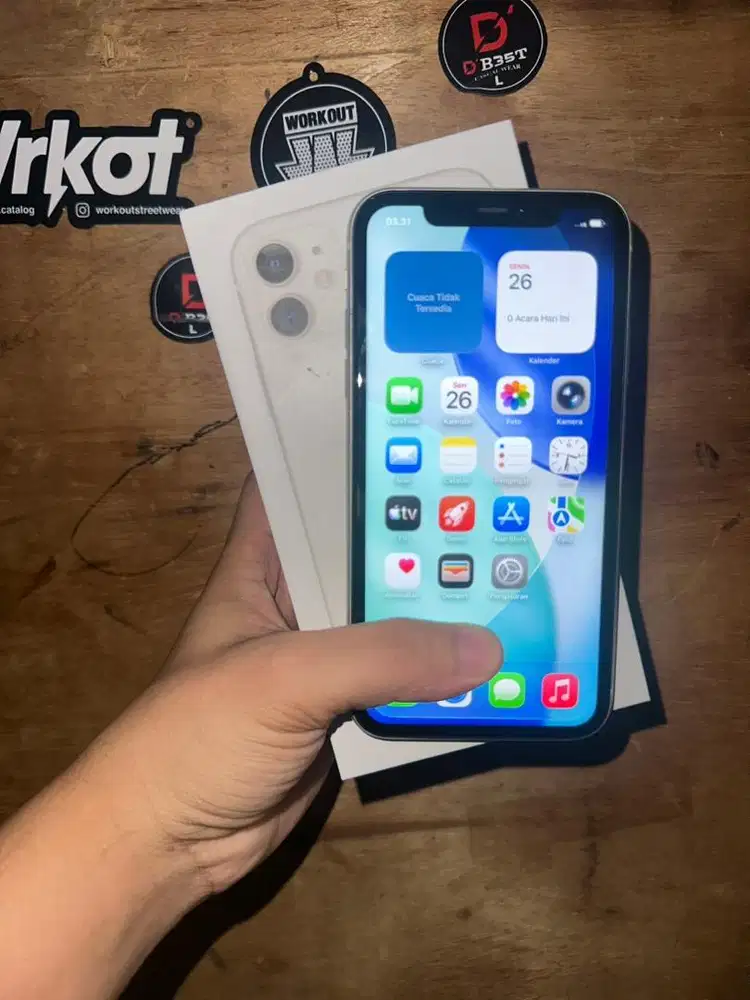 iPhone 11 128GB INTER FULLSET LENGKAP