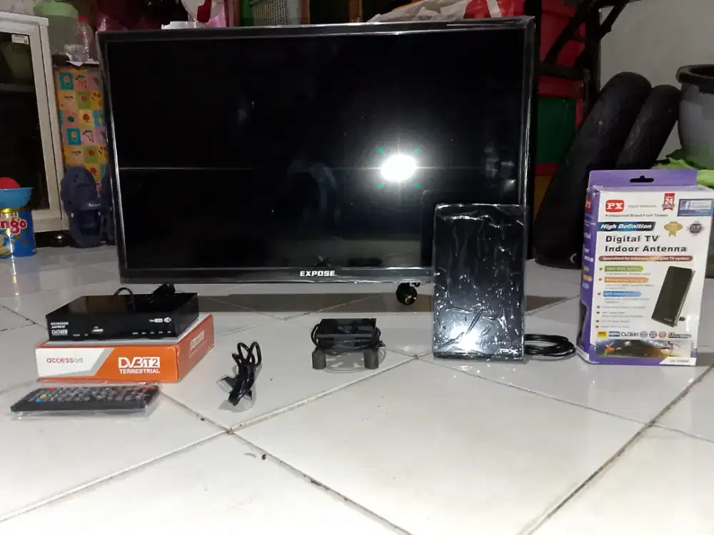 Paket komplit Tv analog 32 inc + STB Digital + Antena Digital + Kipas