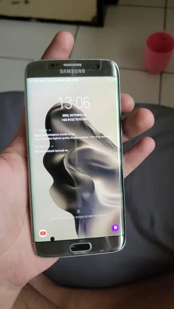 Samsung S7 Edge Gold 32 GB REGIST - MINUS KECIL