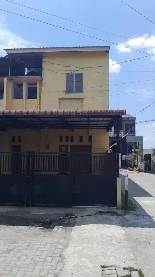 Disewakan Rumah 2 Lantai Lokasi Strategis dekat kampus USU