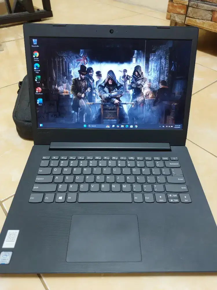 Laptop lenovo ideapad slim intel core i3 gen 7. Ram 8gb ssd 500gb