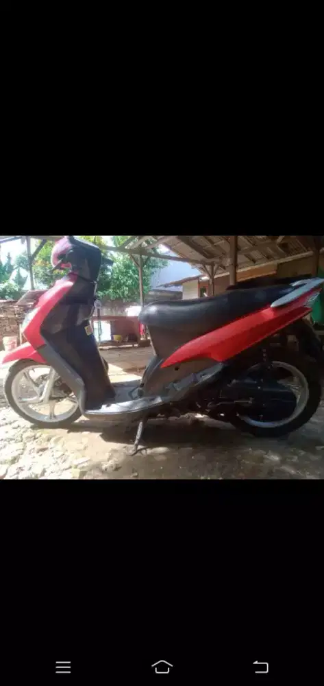 Mio smile 2010 warna merah