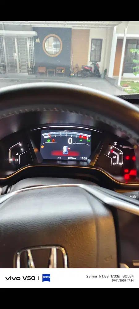 Jual cepat mobil Honda CRV putih tahun 2022 !