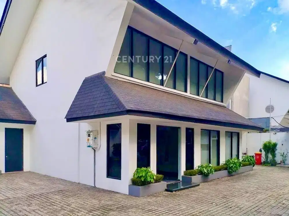 Disewa Rumah Fully Furnished Pakubuwono