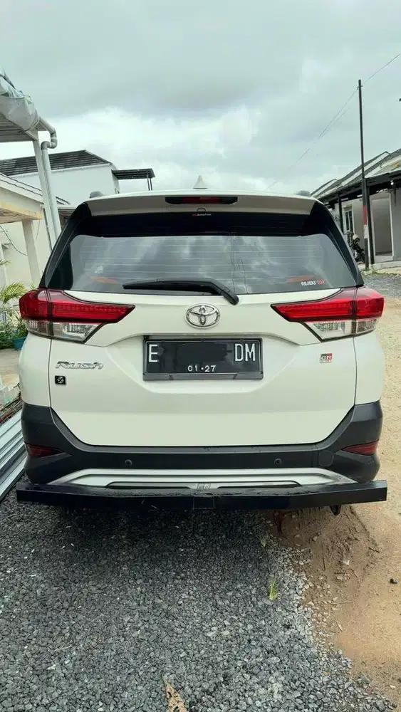 Jual Toyota Rush GR Sport Tahun 2022 (Manual)