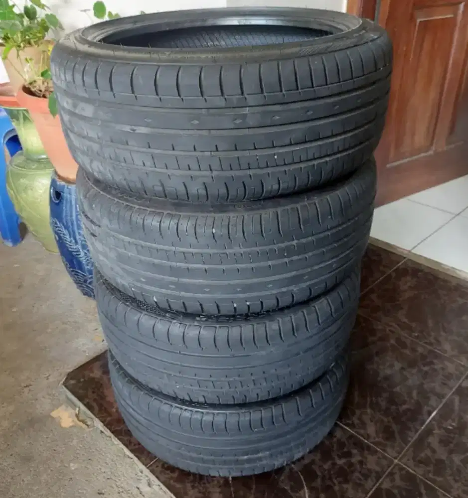 Ban accelera ring 17