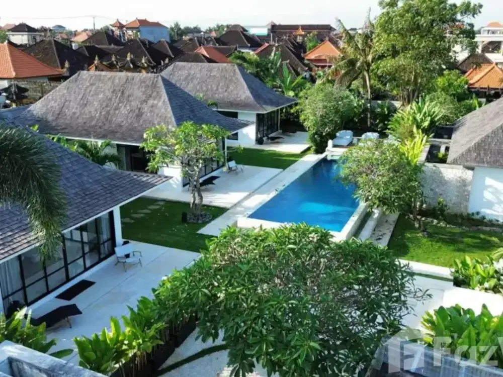 5 Bedroom Villa for sale in Cemagi, Bali