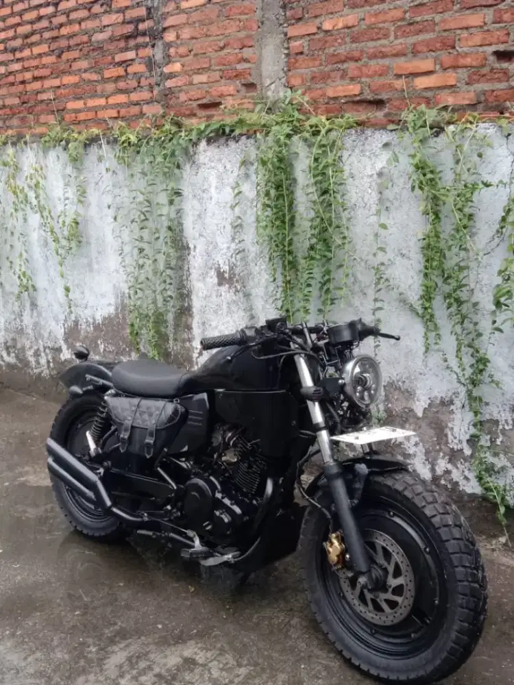 Jual aja nih dari pada gak kepake, motor custom, mesin byson