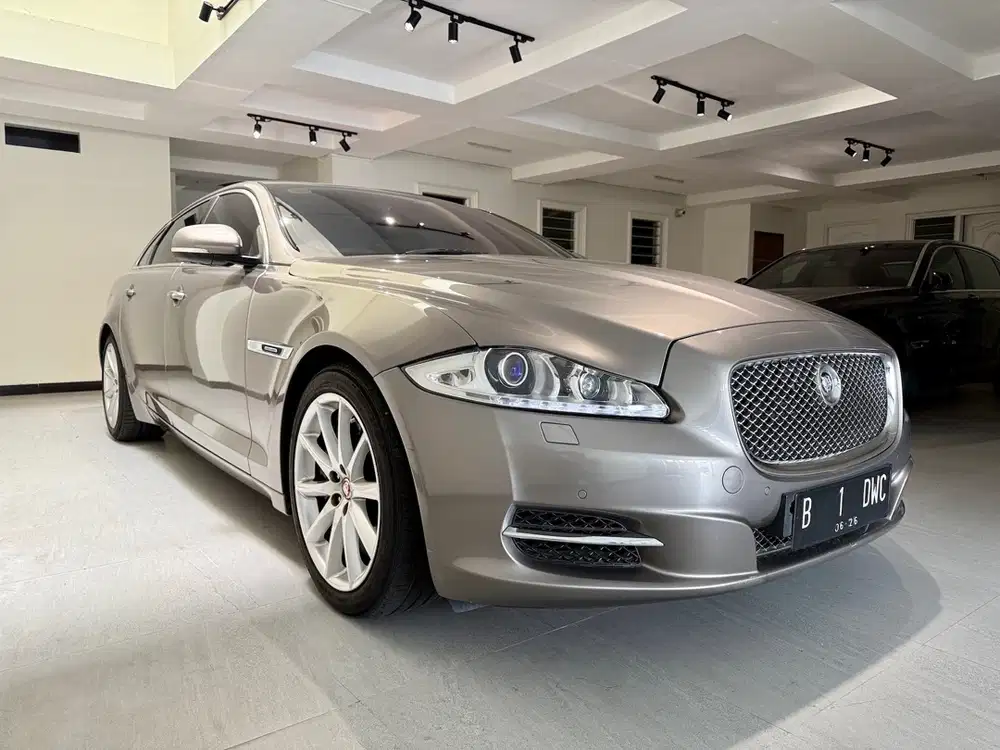 JAGUAR XJ 5.0 SUPERCHARGED 2011 JAGUAR XJL 2011 5.0 SC JAGUAR XJ