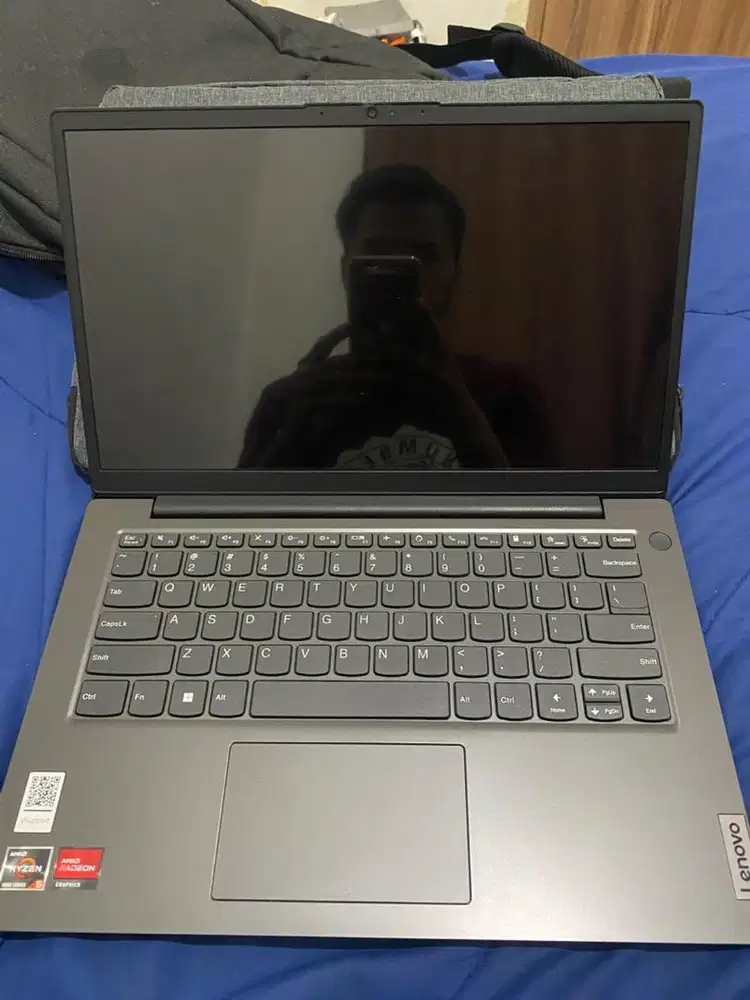 Laptop lenovo V14 G4 ABP AMD Ryzen 5 5500U 2.1GHz 16 GB windows 11
