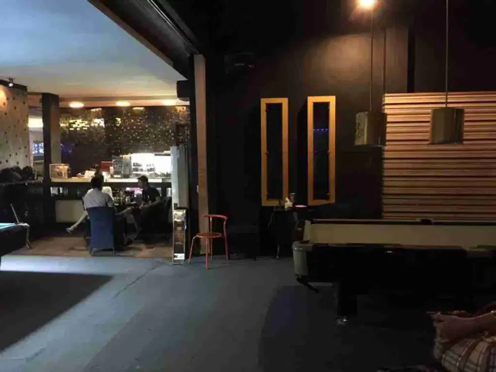 Dijual/Disewakan bangunan Komersial Citraland PWK seberang Gereja Santo Yakobus, Double Wah