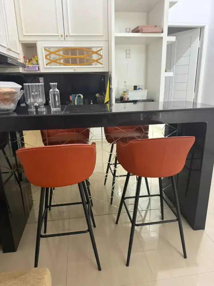 Kursi Bar Bekas sesuai foto 2 pcs