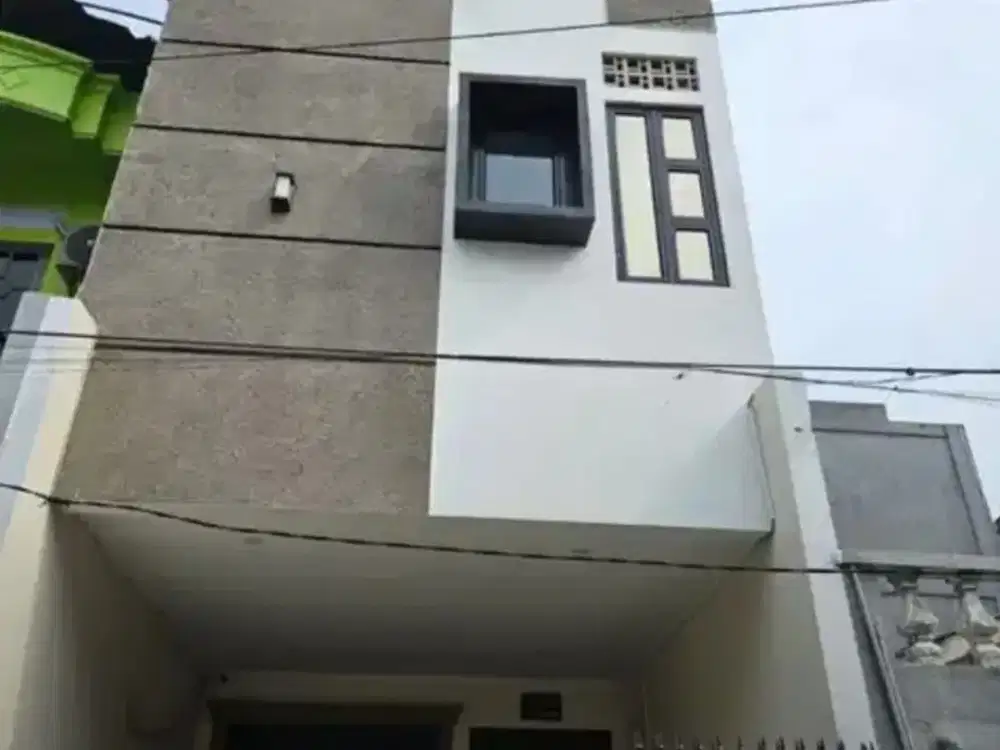Rumah baru Kelapa Gading BCS 4x17m 3 lantai (untuk kost)