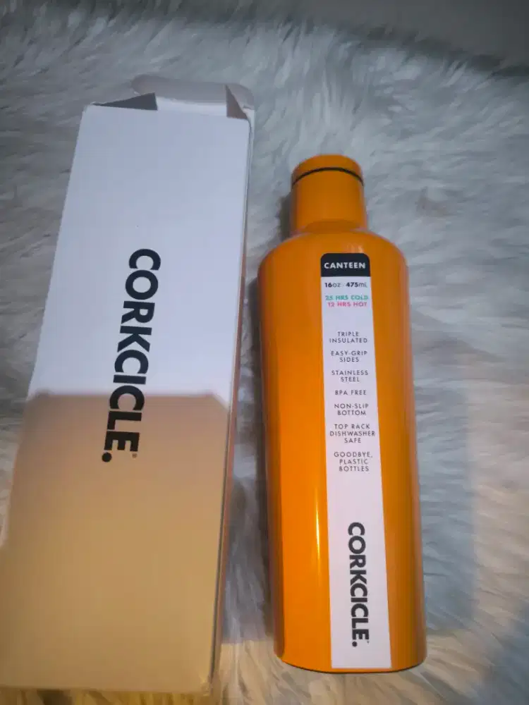 Corkcicle Canteen 16oz Warna Orange 475 ml Masih Baru