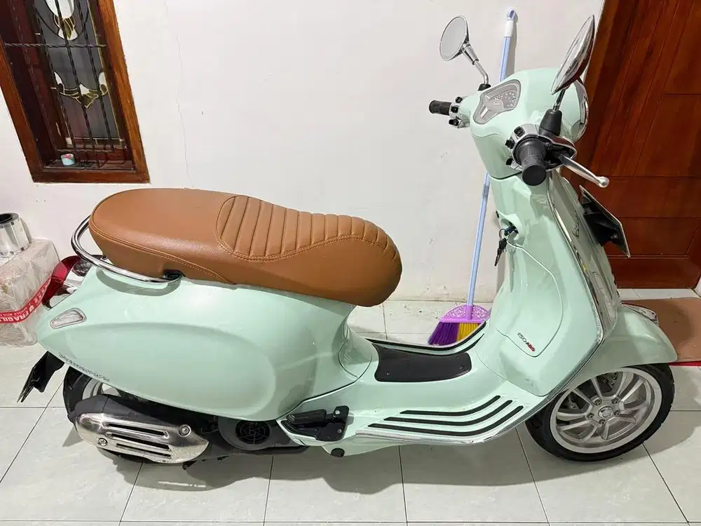 Vespa Primavera 2023