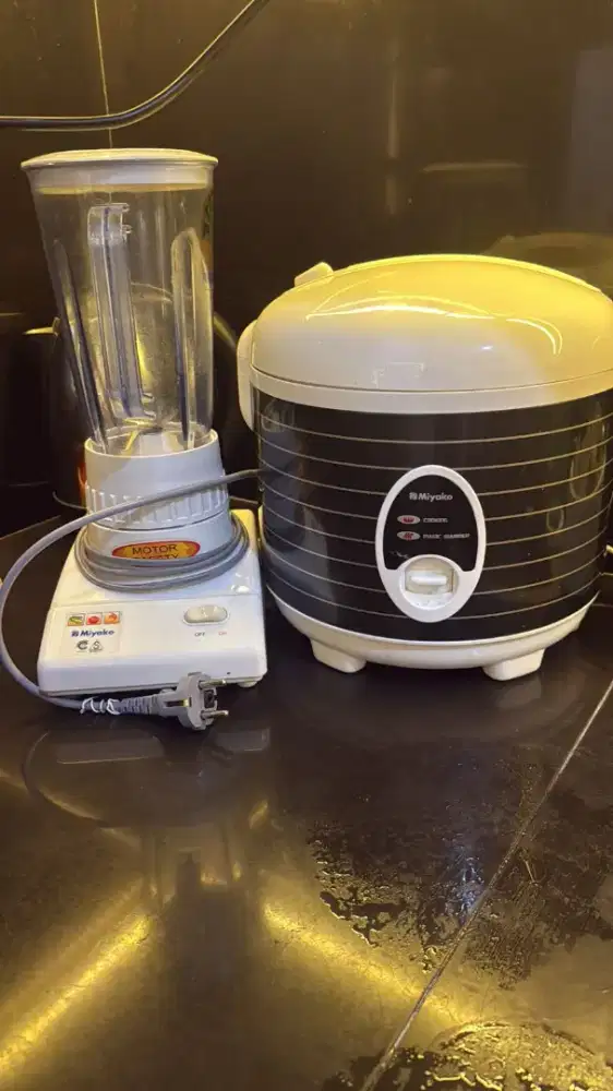 Blender dan Rice Cooker Bekas