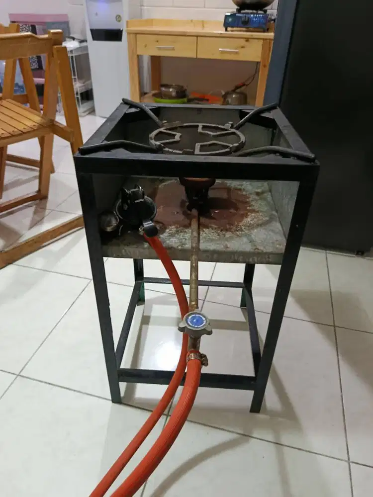 KOMPOR MAWAR SET DENGAN REGULATOR