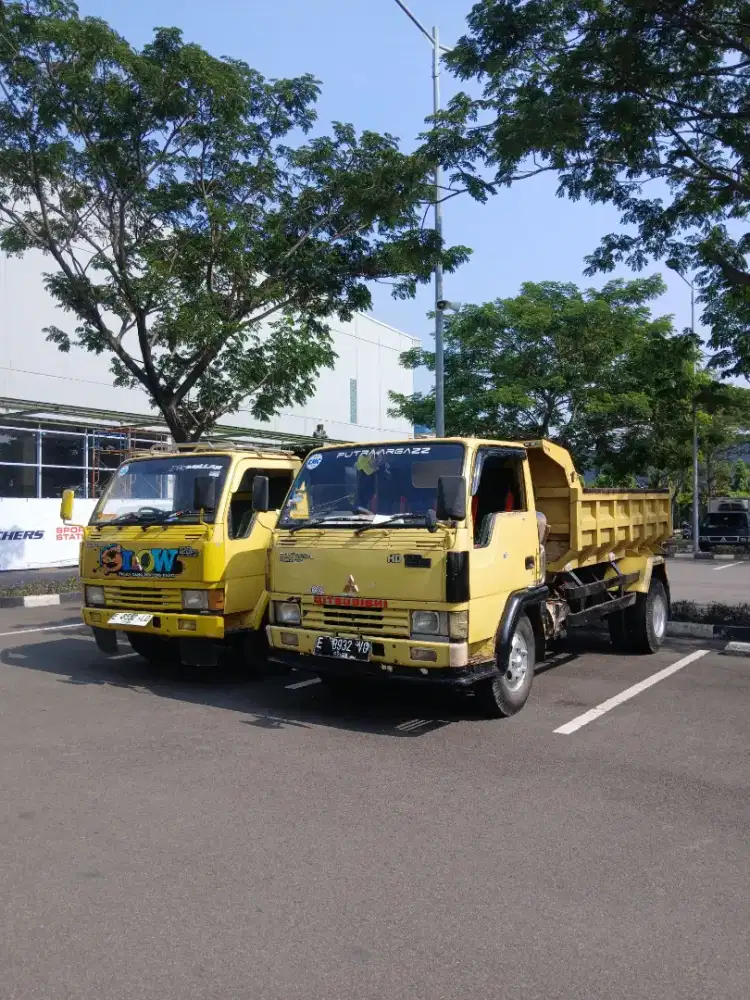 Jasa buang puing dan pengurugan