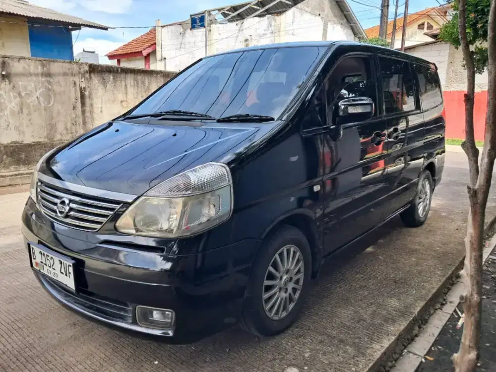 Nissan serena Hws 2011 bensin matic